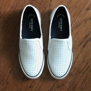 Sperry White Top Siders Womens’ - size 6.5M